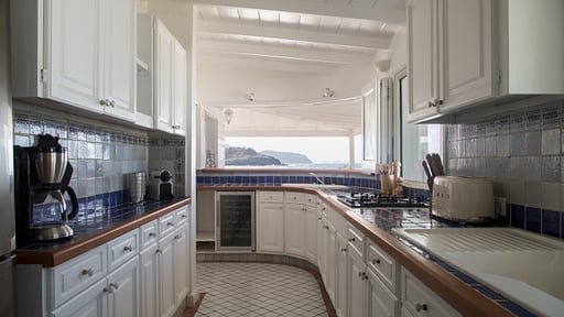 Villa Sand Castle Kitchen