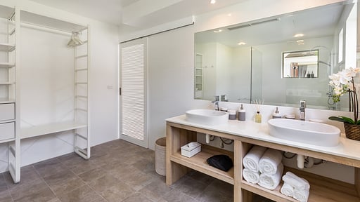 Villa Sand Bedroom 1