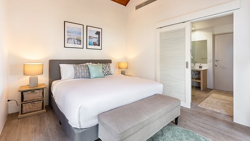 Villa Sand Bedroom 3