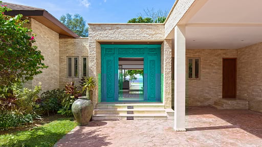 Villa Sand Parking areas