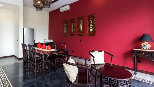Villa Sandat Dining area