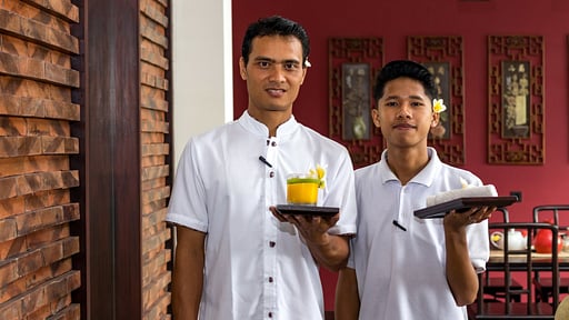 Villa Sandat Villa staff