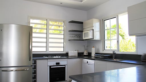 Villa Sandra & Jessica Kitchen