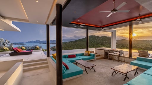 Villa Sangkachai Rooftop lounge