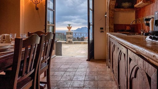 Villa Santa Lucia Dining area