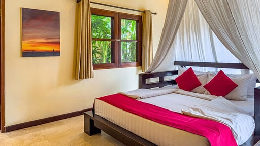 Villa Santi Bedroom 1