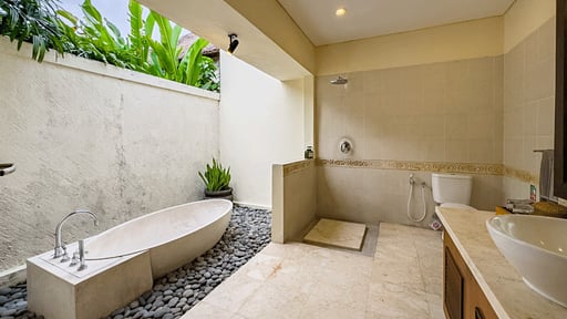 Villa Santi Bedroom 2