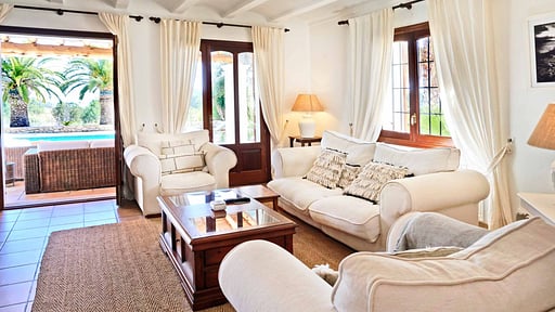 Villa Sapas Salon