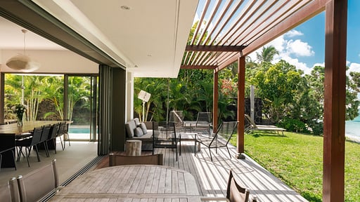 Villa Saphir Dining area