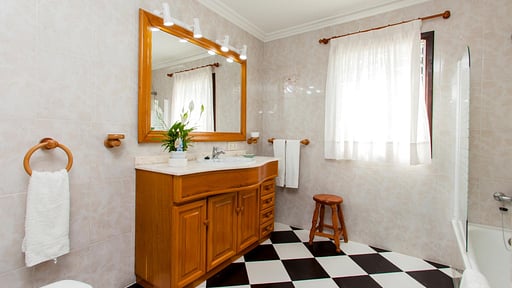 Can Barretas Schlafzimmer 2