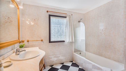 Can Barretas Schlafzimmer 3