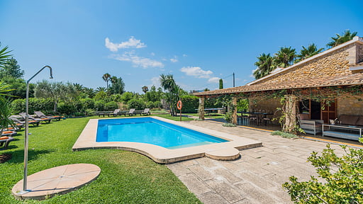 Can Barretas Schwimmbad