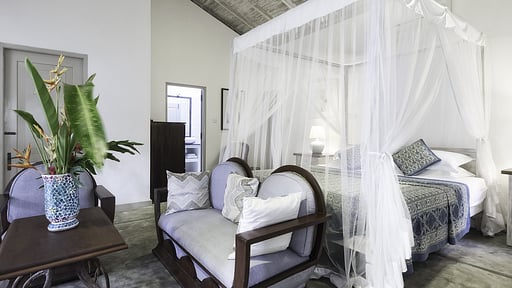 Villa Satin Doll Bedroom 1