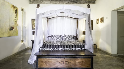 Villa Satin Doll Bedroom 3