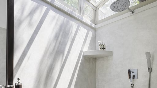 Villa Satin Doll Bedroom 4