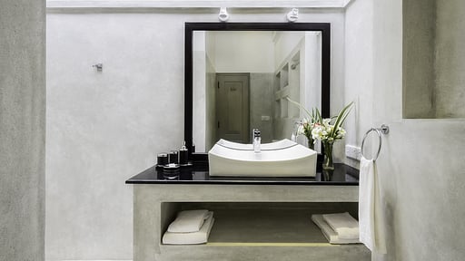 Villa Satin Doll Bedroom 5