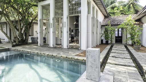 Villa Satin Doll Swimming pool