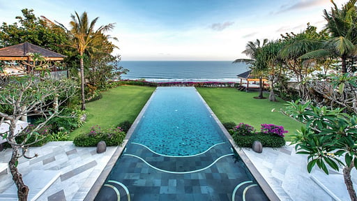Villa Saujana Swimming pool