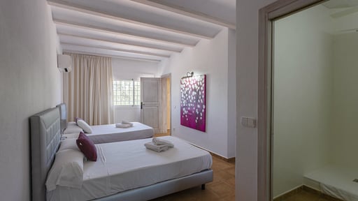 Villa Savina Bedroom 1