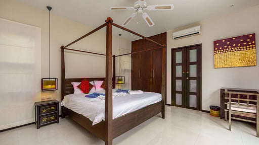 Villa Savu Camera da letto 1