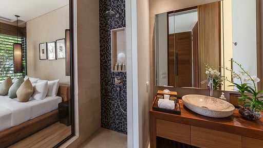 Villa Sawarin Спальня 6