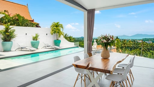 Villa Sayam Dining area