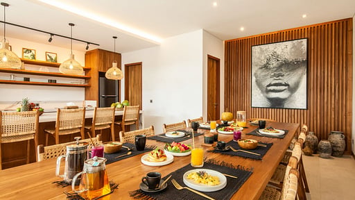 Villa Sayana Dining area
