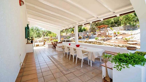 Villa Scarnera Salle à manger 