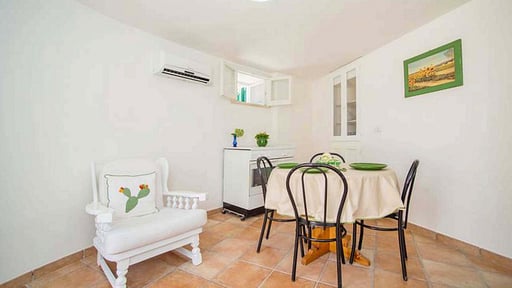 Villa Scarnera Salle à manger