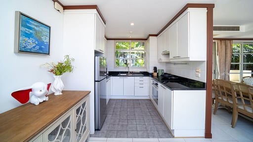 Villa Sea Dream Cuisine