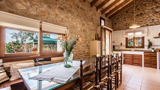 Villa Sea Green Dining area