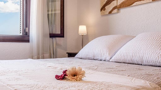 Villa Sea Green Bedroom 1