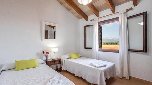 Villa Sea Green Bedroom 3