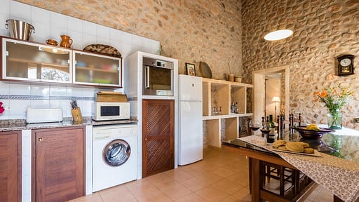 Villa Sea Green Kitchen