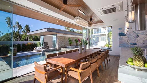 Villa Sea Renity Dining area