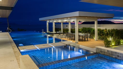 Villa Sea Renity Swimming pool