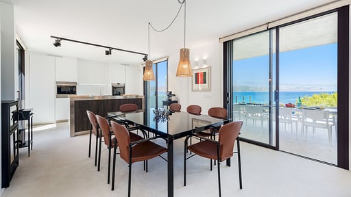 Villa Aqua Vista Dining area