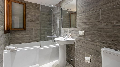 Villa Seal Bedroom 1