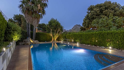 Villa Seal Swimming pool