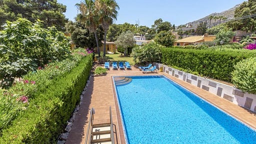 Villa Seal Swimming pool