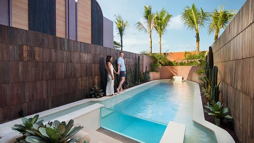 Seascape Grand Villa One Swimming pool
