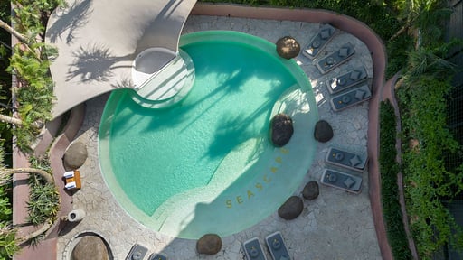 Seascape Grand Villa One Swimming pool