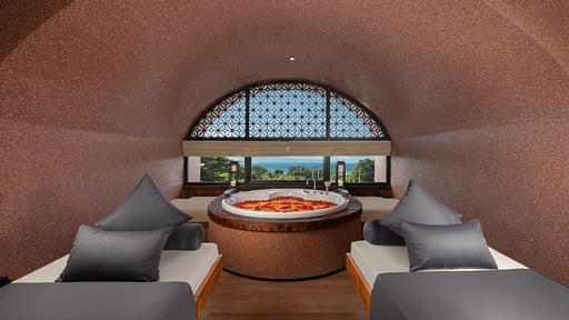 Seascape Grand Villa One Spa