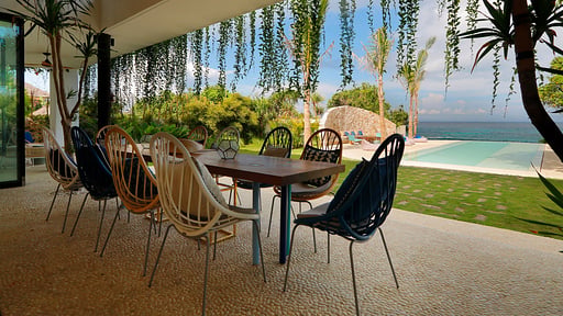 Villa Seascape Lembongan Dining area