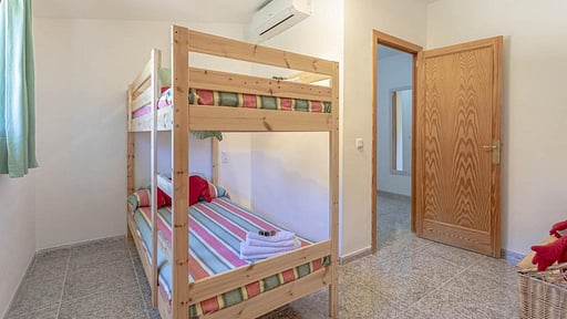 Villa Seashell Bedroom 6