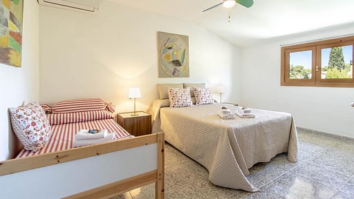 Villa Seashell Bedroom 2