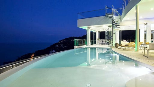 Villa Seawadee Swimming pool 1