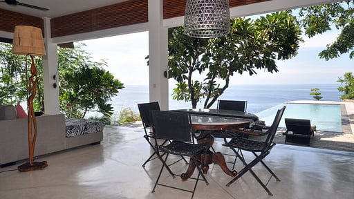 Villa Segara Tari Dining area
