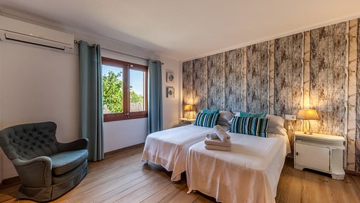 Villa Segue Nou Bedroom 2