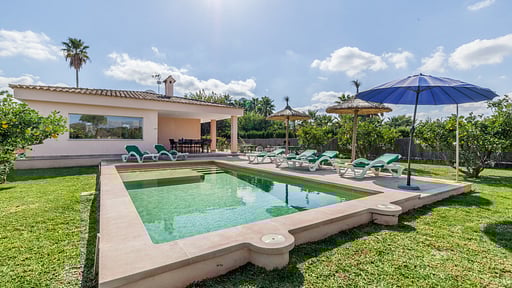 Villa Segue Nou Swimming pool